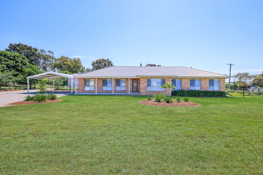 6 Timbumburi Street, Duri, NSW, 2344 - Image 1