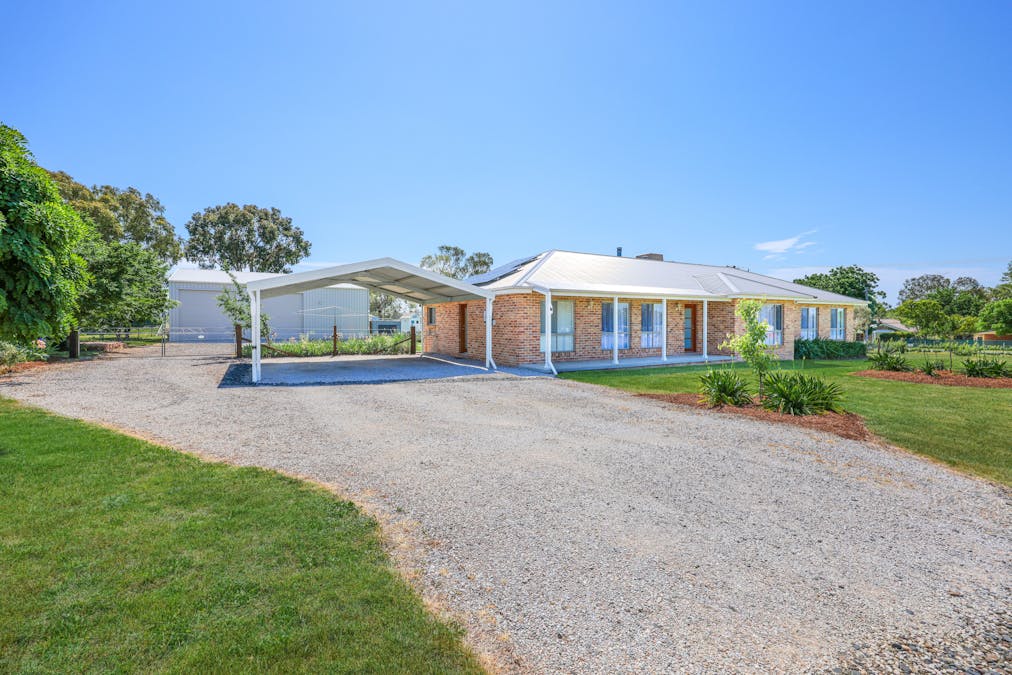 6 Timbumburi Street, Duri, NSW, 2344 - Image 2