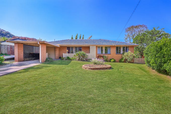 8 Mirool Street, Tamworth, NSW, 2340 - Image 1