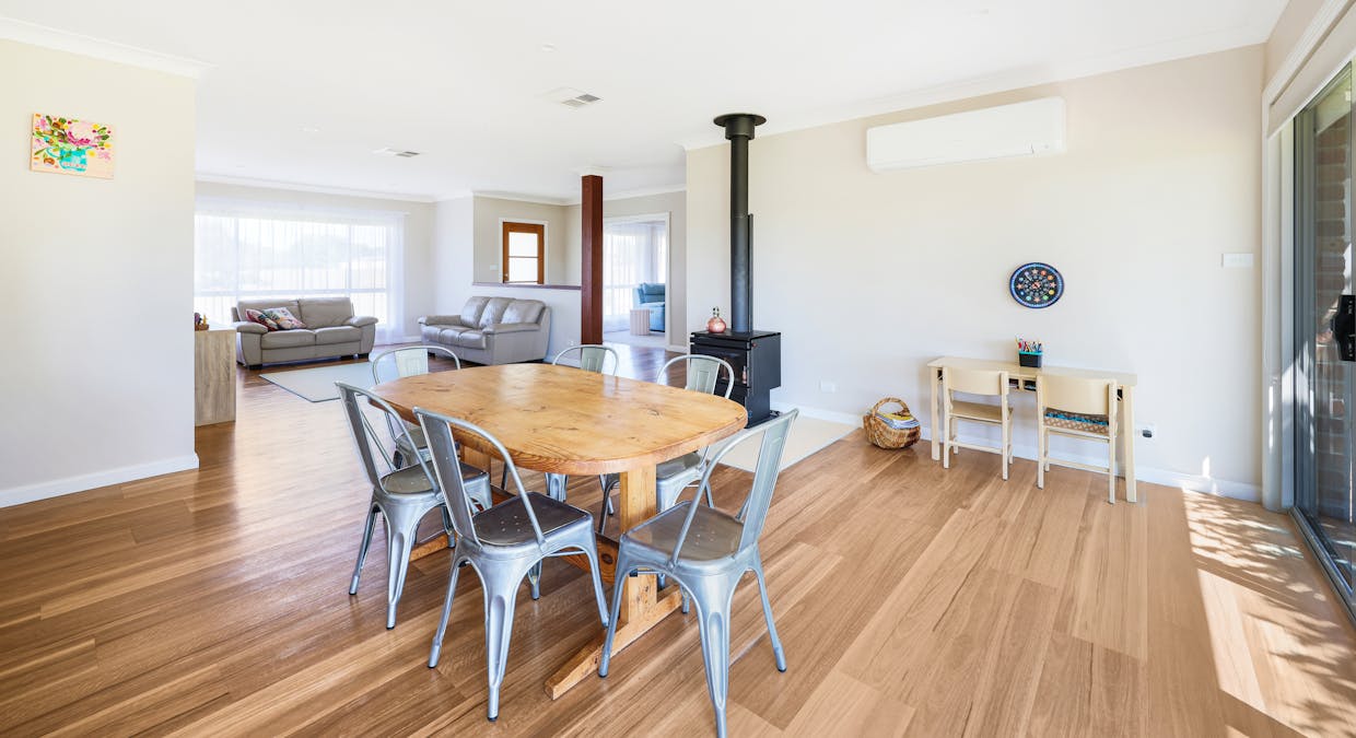 6 Timbumburi Street, Duri, NSW, 2344 - Image 8