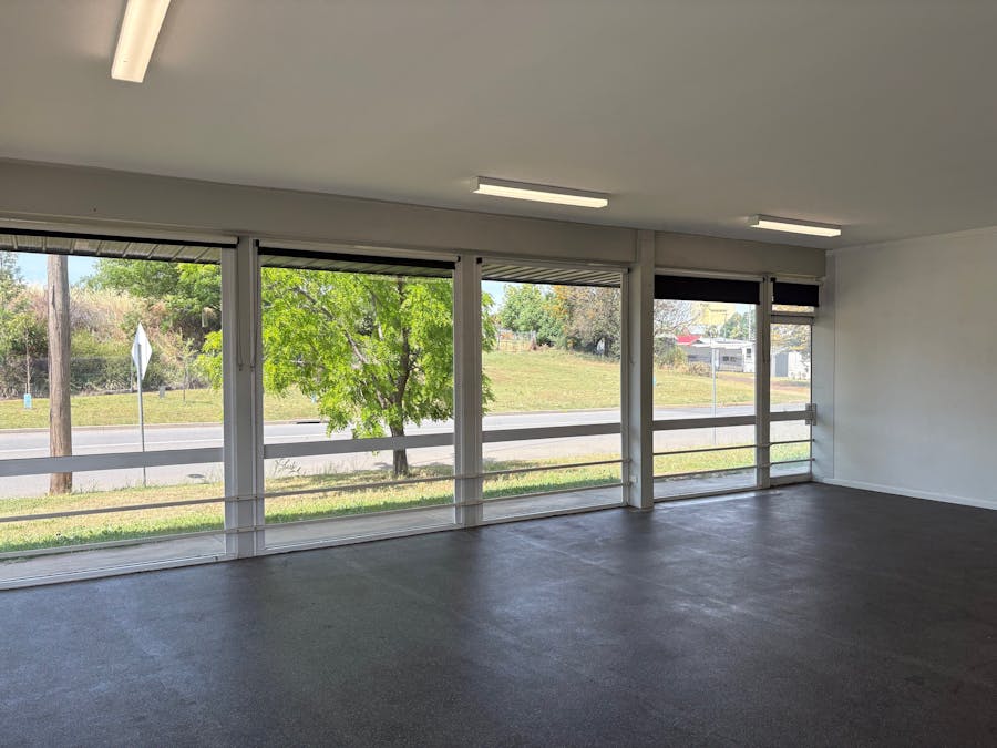 2/20 Crown Street, Tamworth, NSW, 2340 - Image 10