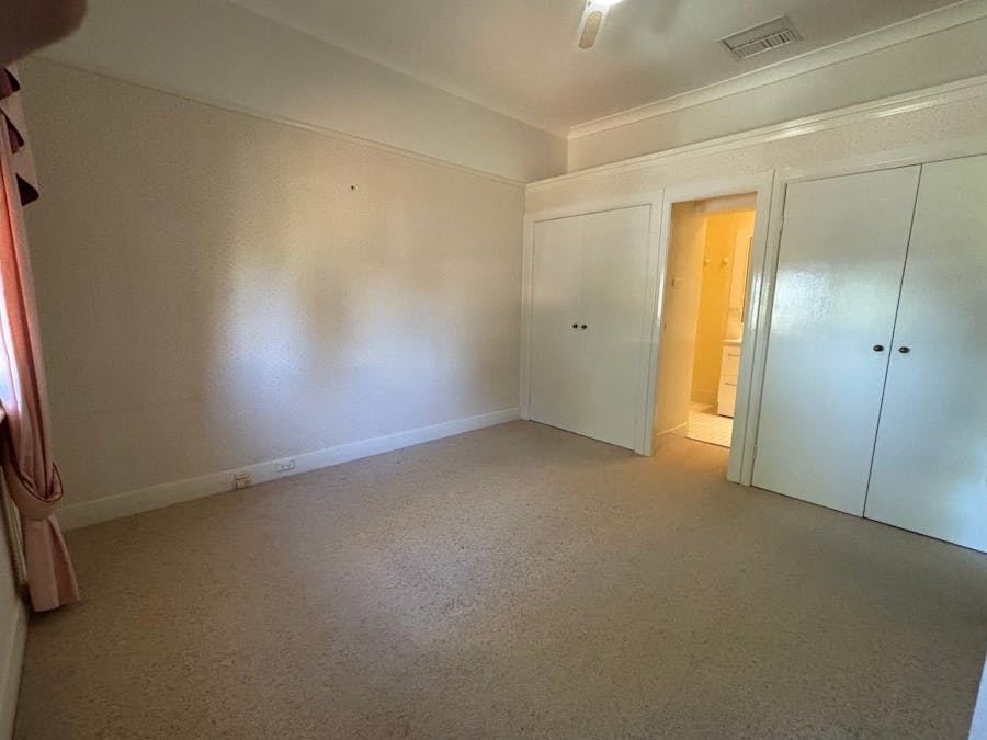 26 Upper Street, Tamworth, NSW, 2340 - Image 2