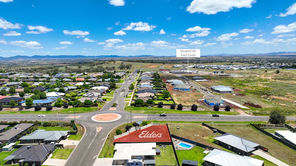 2 Grand Meadows Drive, Tamworth, NSW, 2340 - Image 4