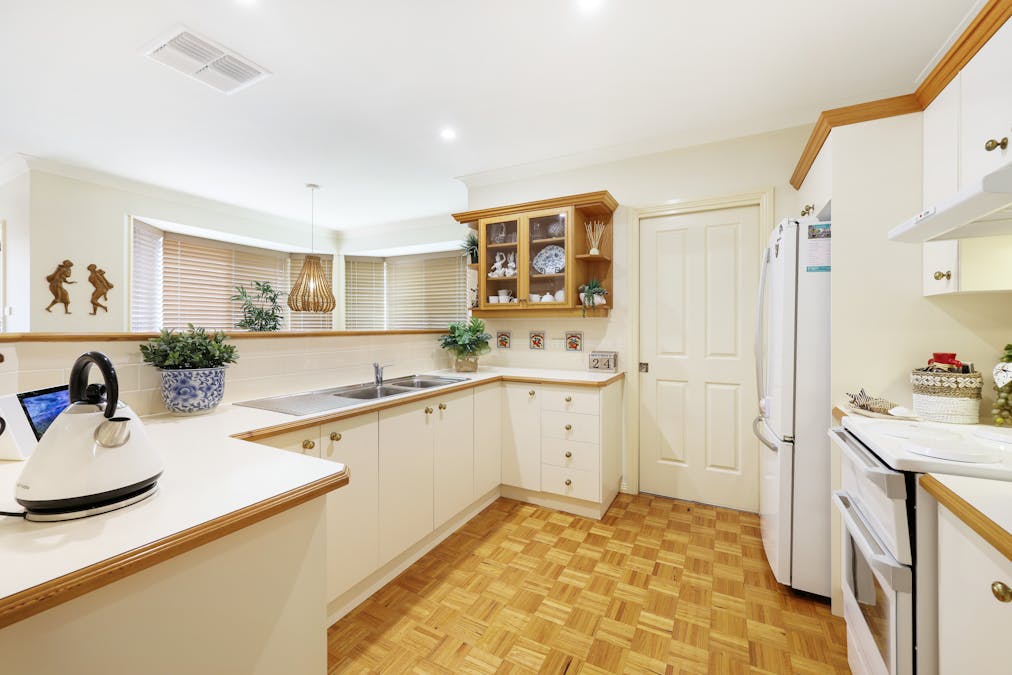 8 Nirimba Court, Tamworth, NSW, 2340 - Image 7