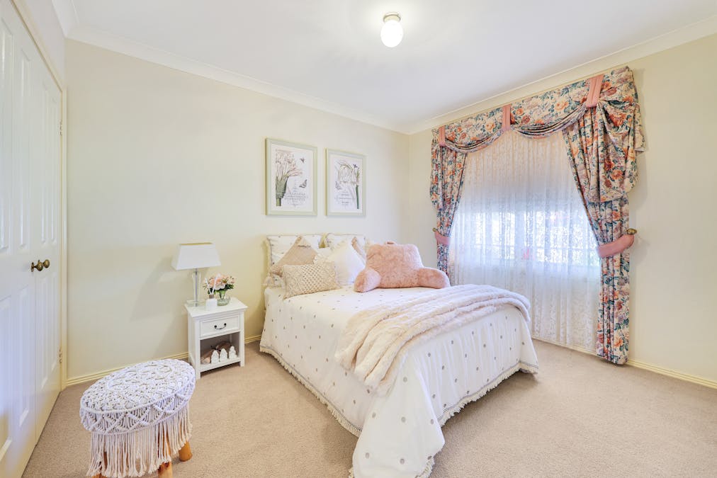 8 Nirimba Court, Tamworth, NSW, 2340 - Image 5