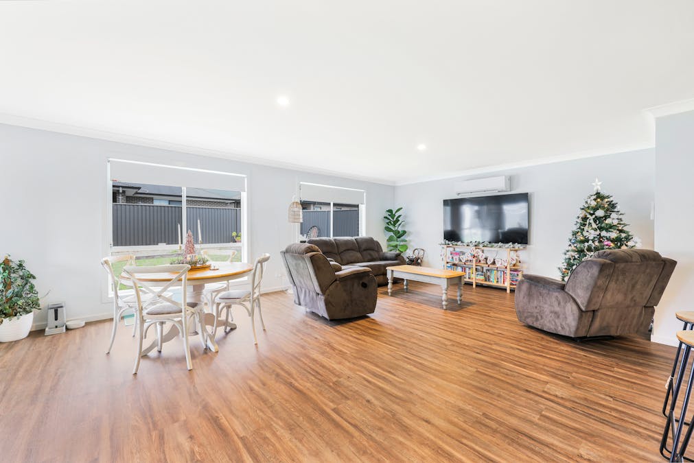 9 Evesham Circuit, Tamworth, NSW, 2340 - Image 4