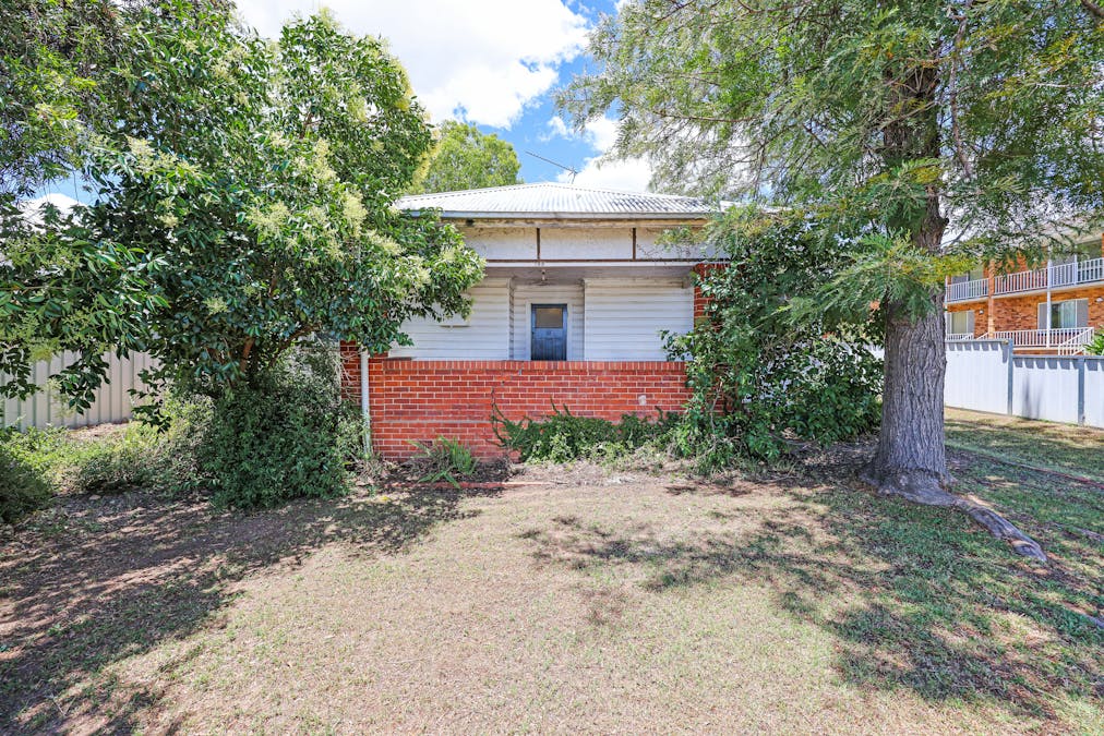 100 Denison Street, Tamworth, NSW, 2340 - Image 2