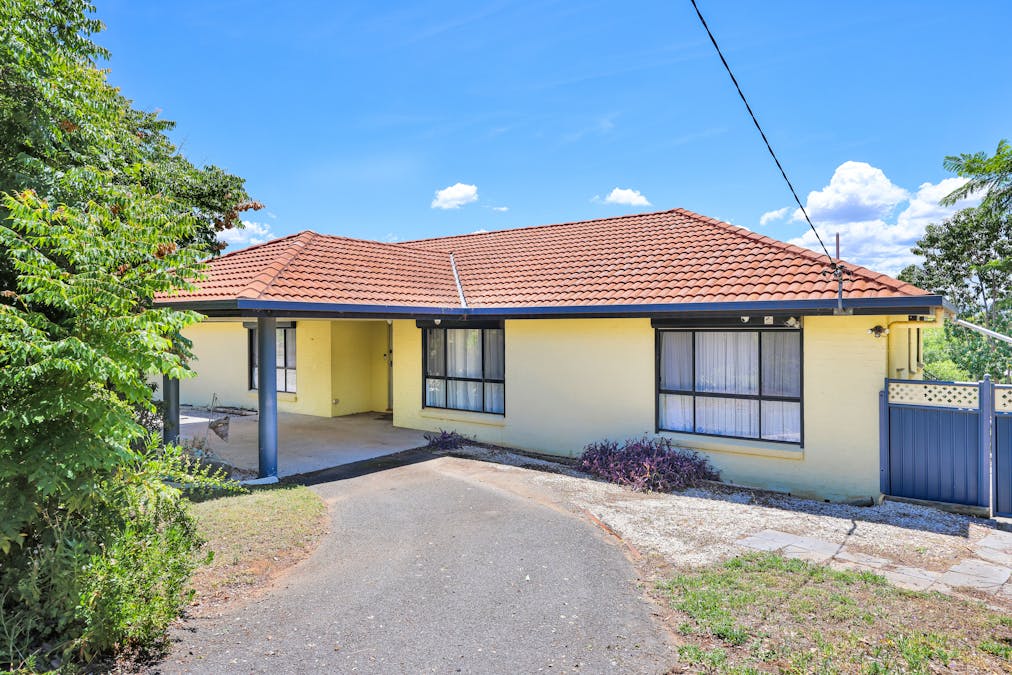 5 Lawrence Avenue, Tamworth, NSW, 2340 - Image 1