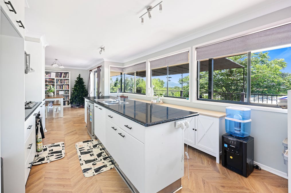 5 Lawrence Avenue, Tamworth, NSW, 2340 - Image 5