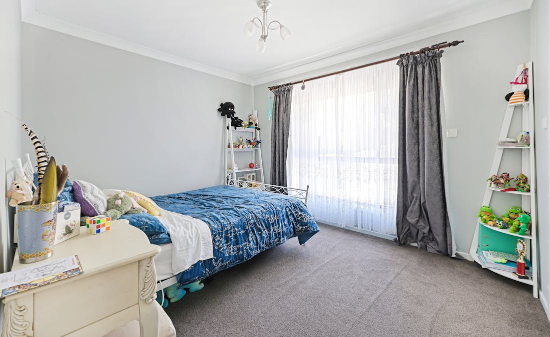 5 Lawrence Avenue, Tamworth, NSW, 2340 - Image 8