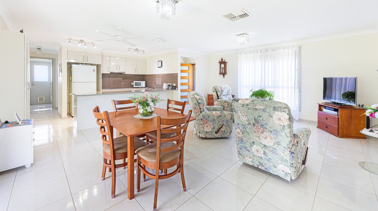 1/16 Lily Close, Kootingal, NSW, 2352 - Image 2