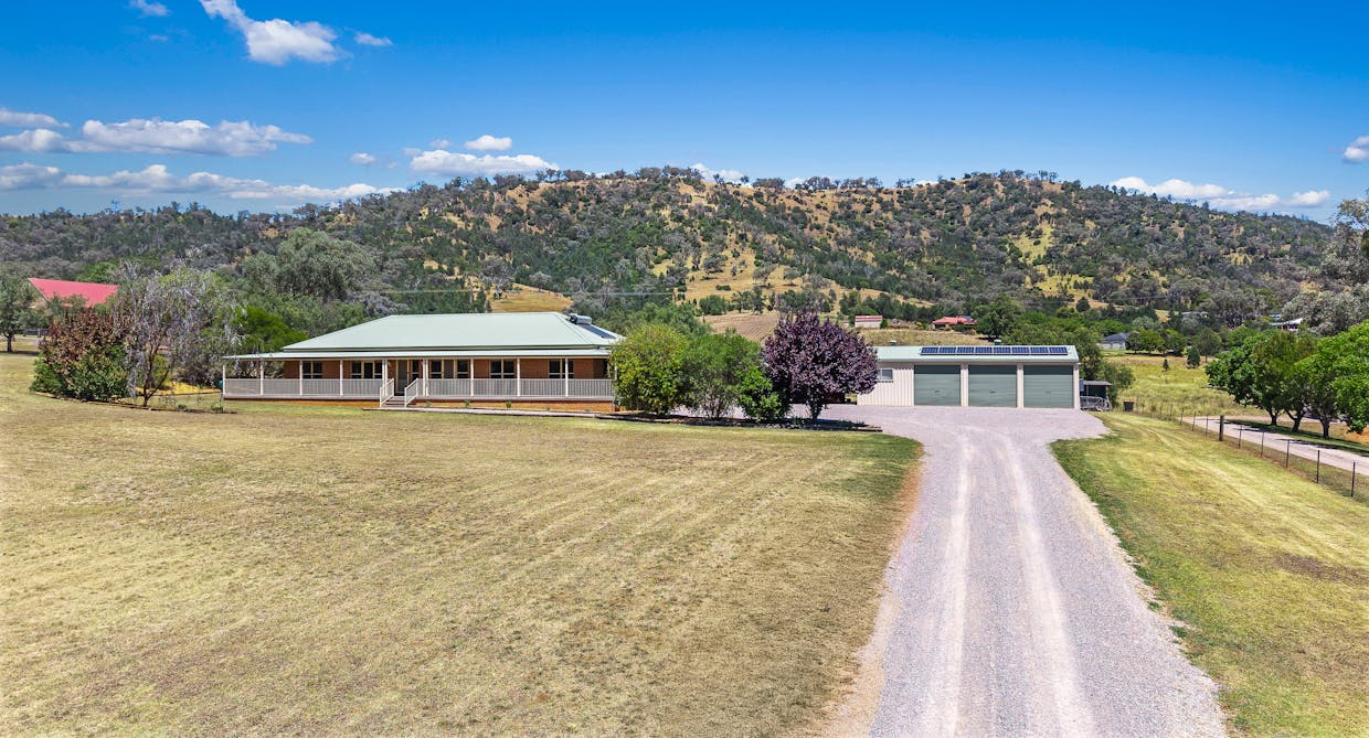 72 Wyndham Close, Tamworth, NSW, 2340 - Image 3