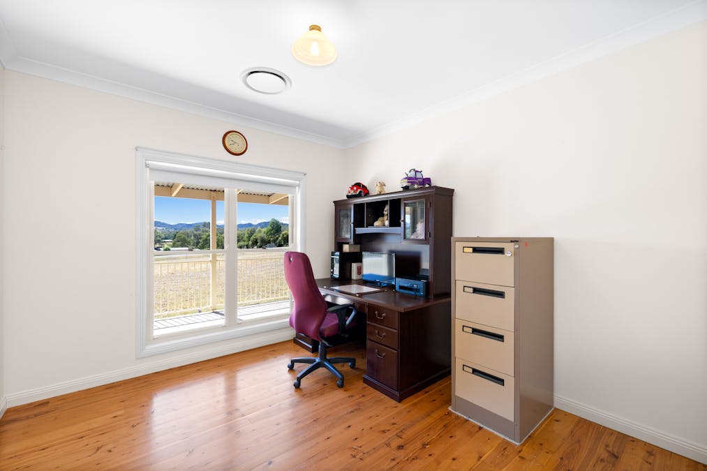 72 Wyndham Close, Tamworth, NSW, 2340 - Image 13