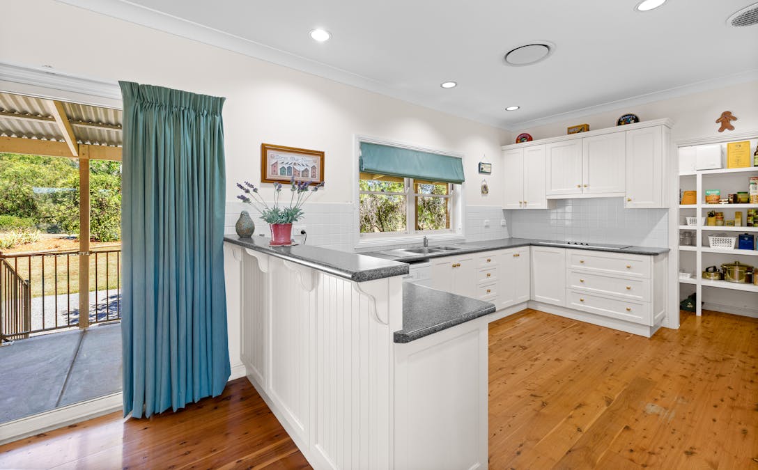 72 Wyndham Close, Tamworth, NSW, 2340 - Image 9