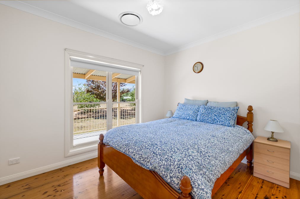 72 Wyndham Close, Tamworth, NSW, 2340 - Image 12