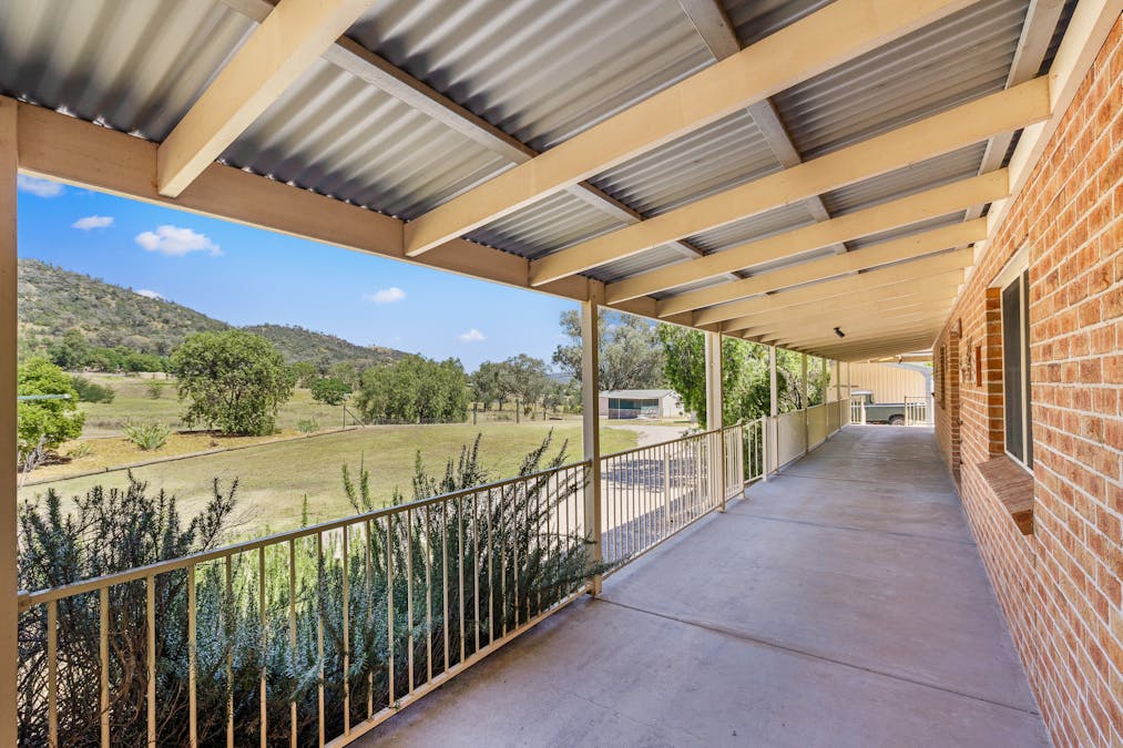 72 Wyndham Close, Tamworth, NSW, 2340 - Image 5