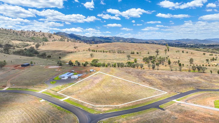 16 Premiers Street, Tamworth, NSW, 2340 - Image 1