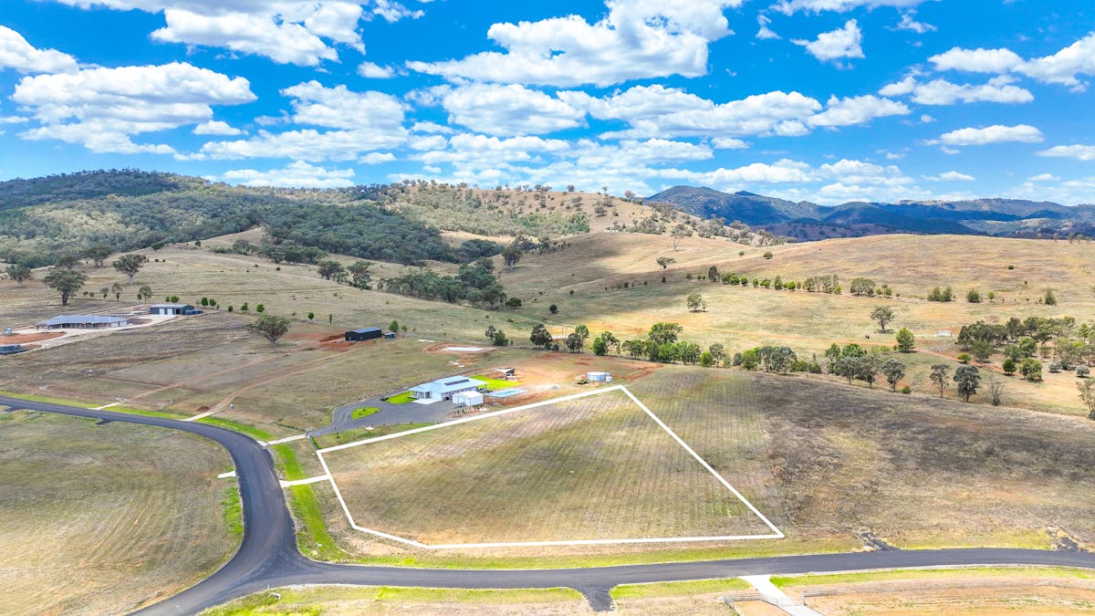 16 Premiers Street, Tamworth, NSW, 2340 - Image 2