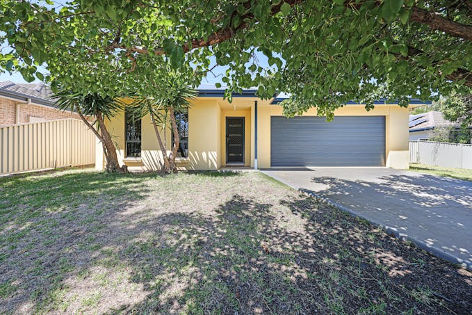 14 Gungurru Close, Tamworth, NSW, 2340 - Image 1