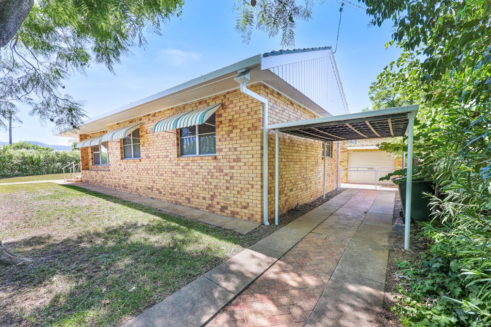 25 Parry Street, Tamworth, NSW, 2340 - Image 2