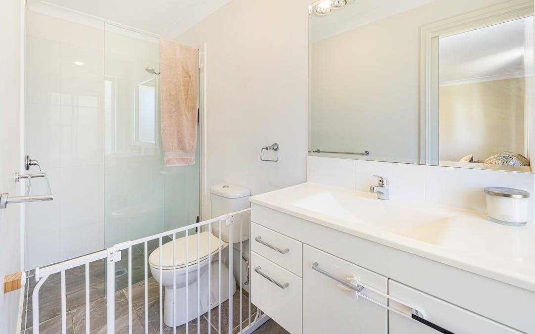 1 Shiraz Road, Tamworth, NSW, 2340 - Image 6