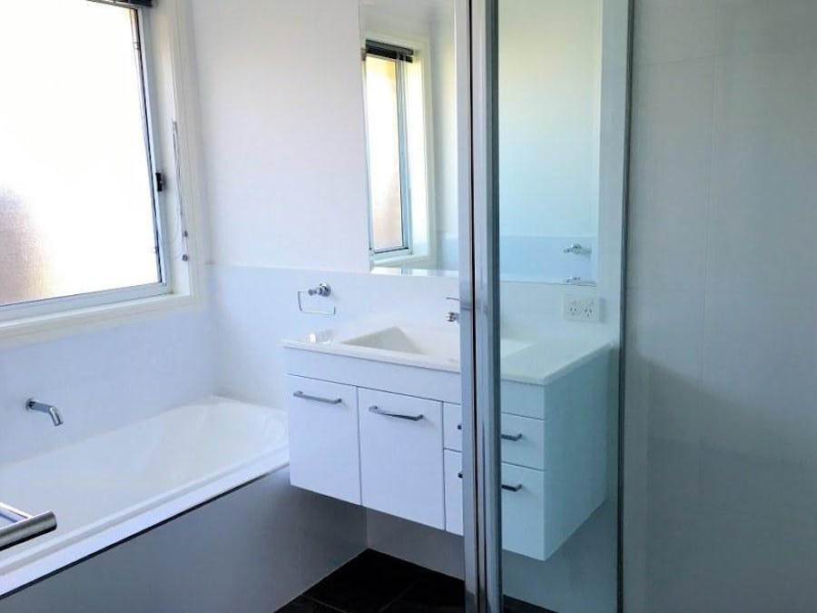 1 Shiraz Road, Tamworth, NSW, 2340 - Image 9