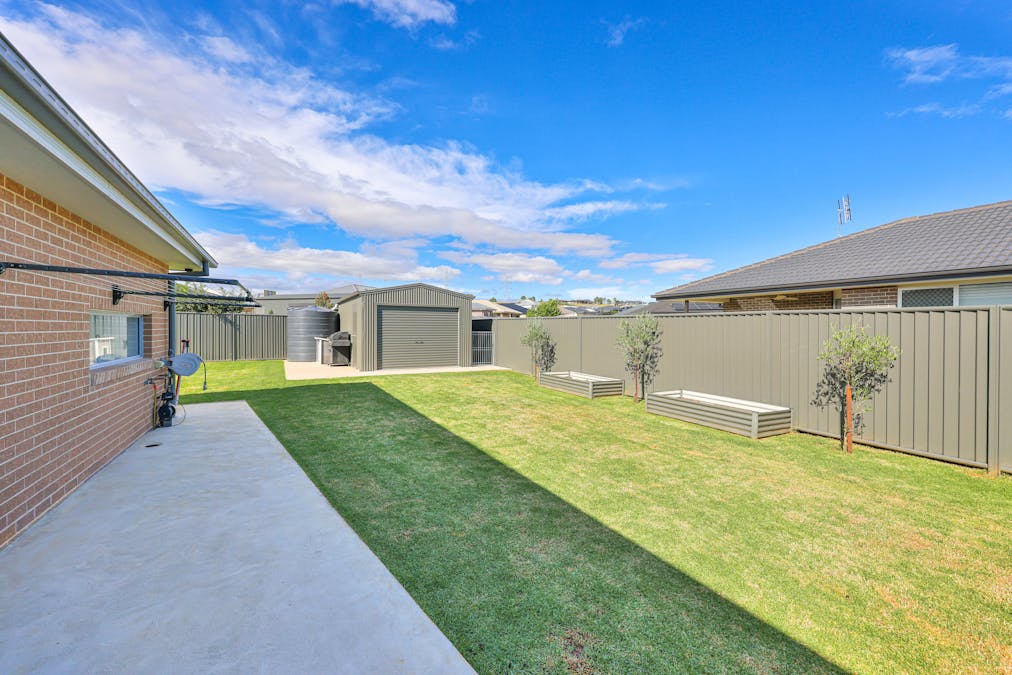 42 Eagle Avenue, Tamworth, NSW, 2340 - Image 13
