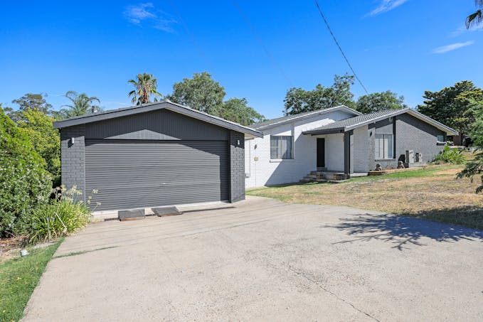 3 Orana Place, Tamworth, NSW, 2340 - Image 1