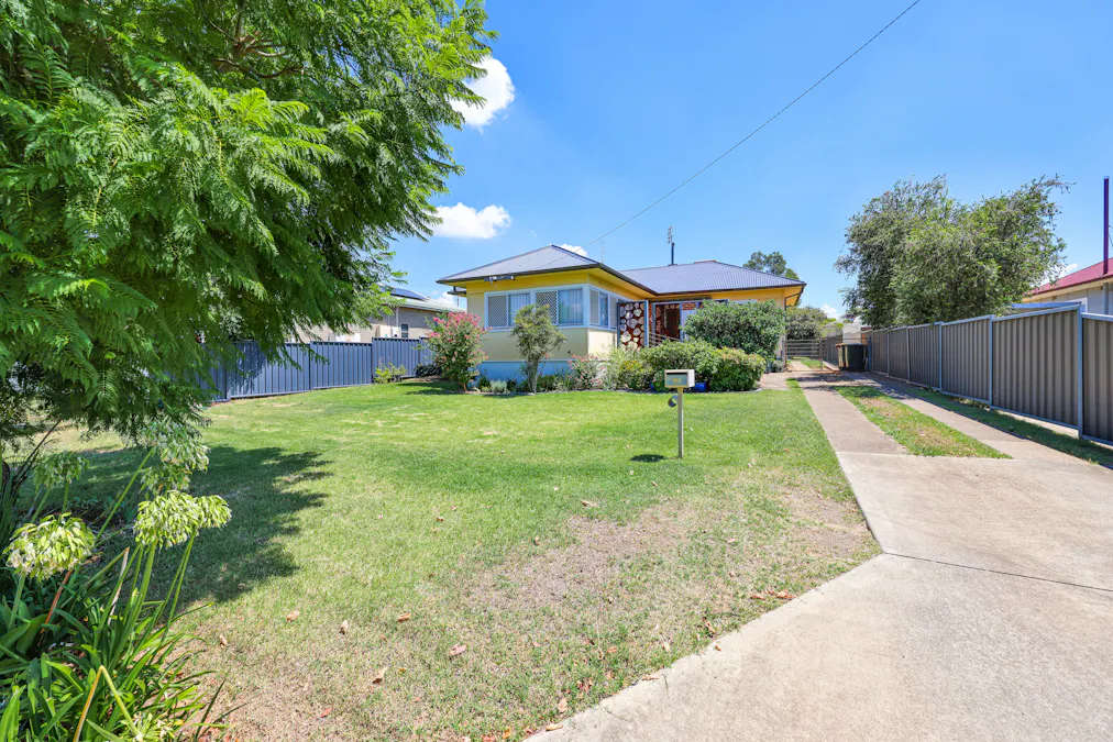 23 Park Street, Tamworth, NSW, 2340 - Image 1