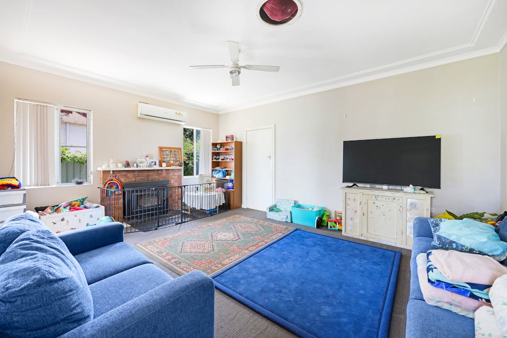 9 Degance Street, Tamworth, NSW, 2340 - Image 2