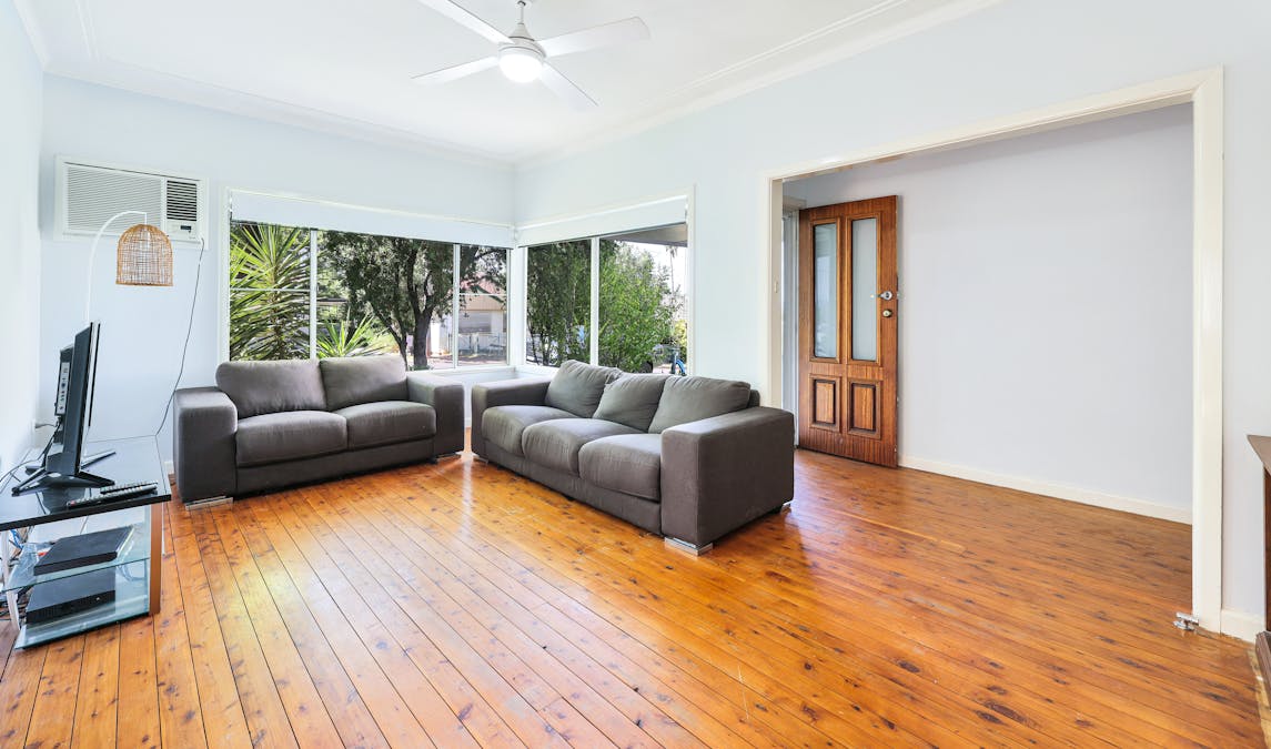 8 Indarra Street, Tamworth, NSW, 2340 - Image 4