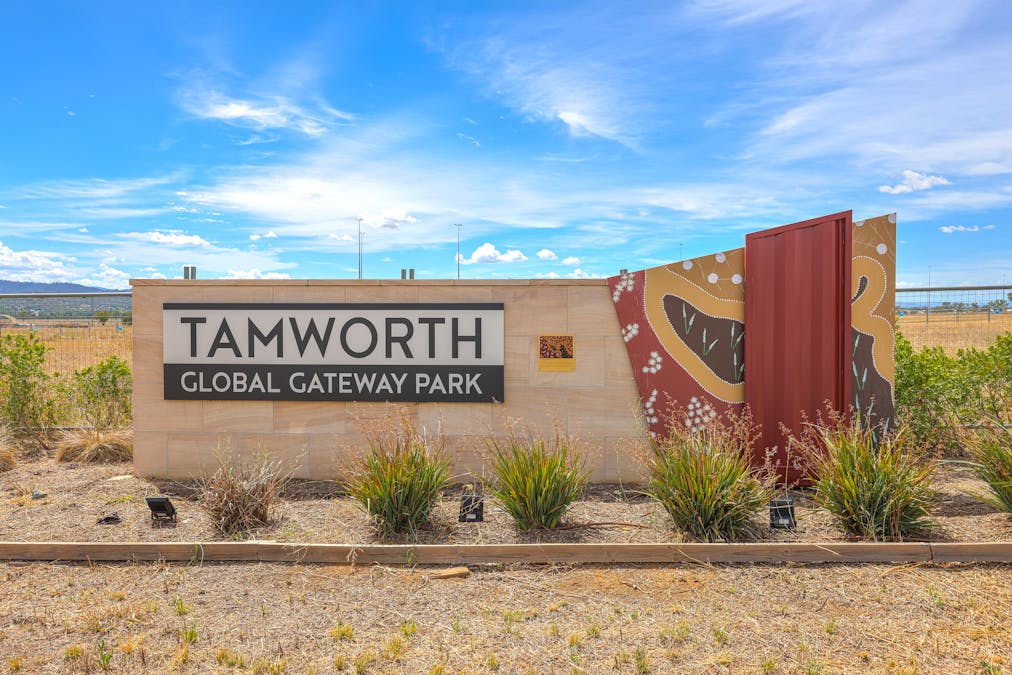Tamworth Global Gateway Park, Tamworth, NSW, 2340 - Image 1