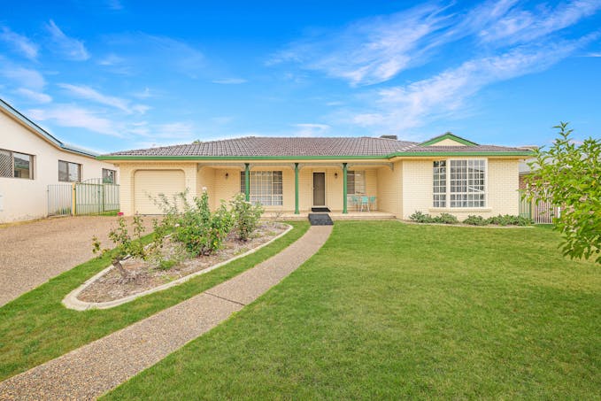13 Gidgee Street, Tamworth, NSW, 2340 - Image 1