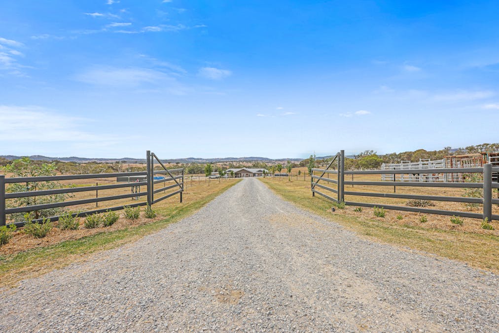 6953 Halls Creek Road, Bendemeer, NSW, 2355 - Image 2