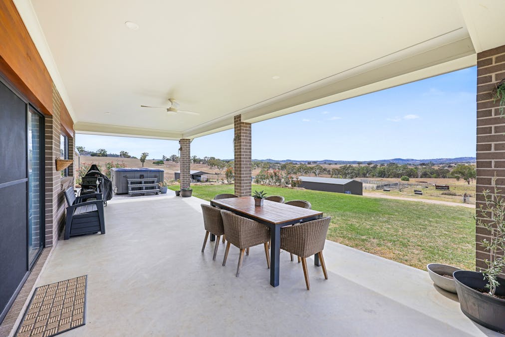 6953 Halls Creek Road, Bendemeer, NSW, 2355 - Image 12