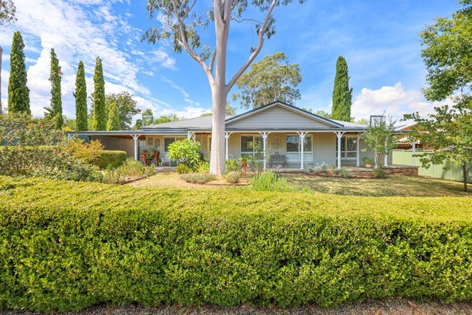 50 Darrell Road, Tamworth, NSW, 2340 - Image 1