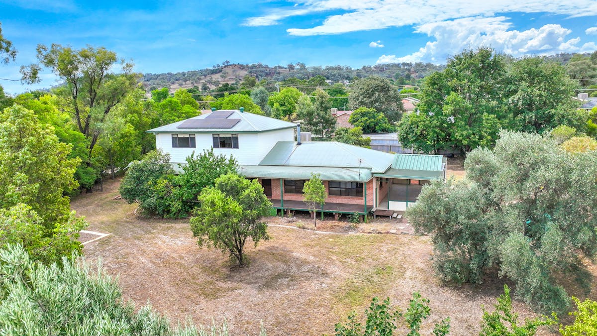 43 Glengarvin Drive, Tamworth, NSW, 2340 - Image 2