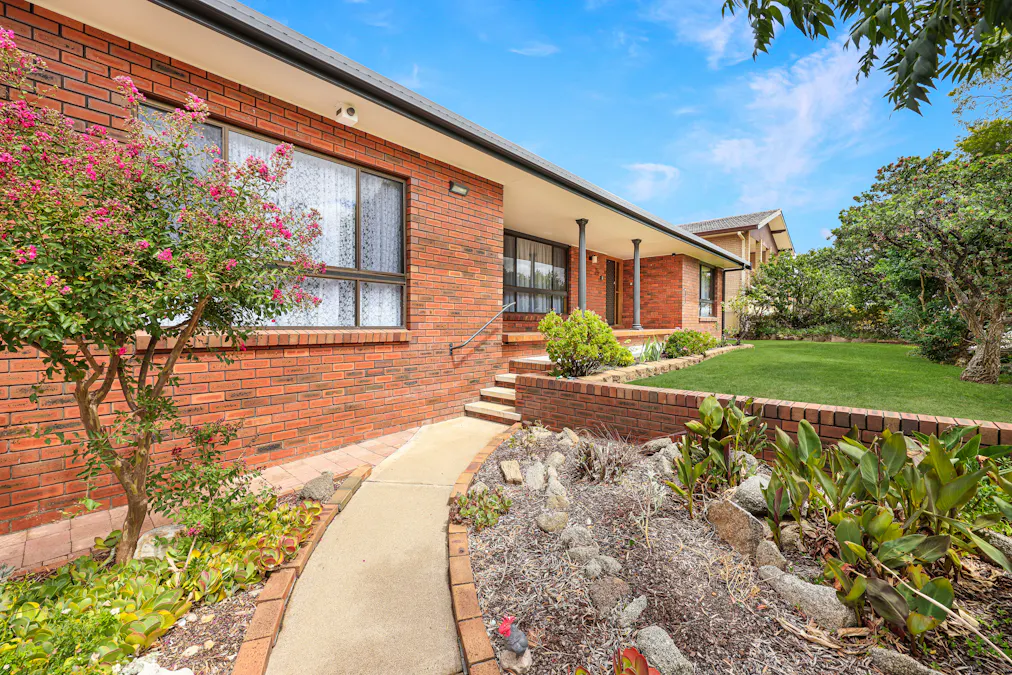 10 Elm Street, Tamworth, NSW, 2340 - Image 2