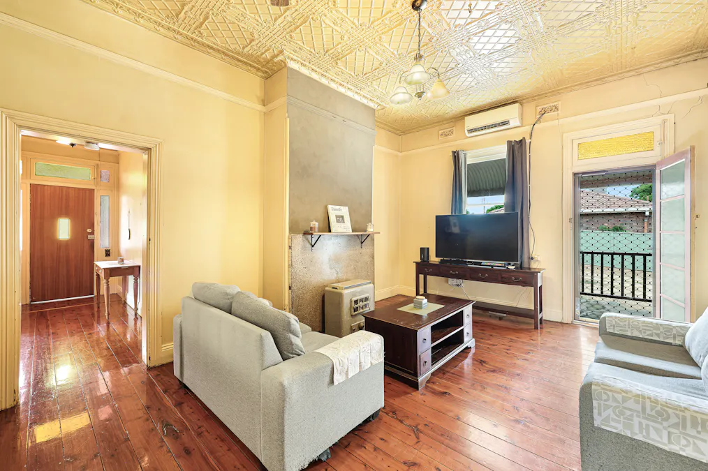 555 - 557 Armidale Road, East Tamworth, NSW, 2340 - Image 3