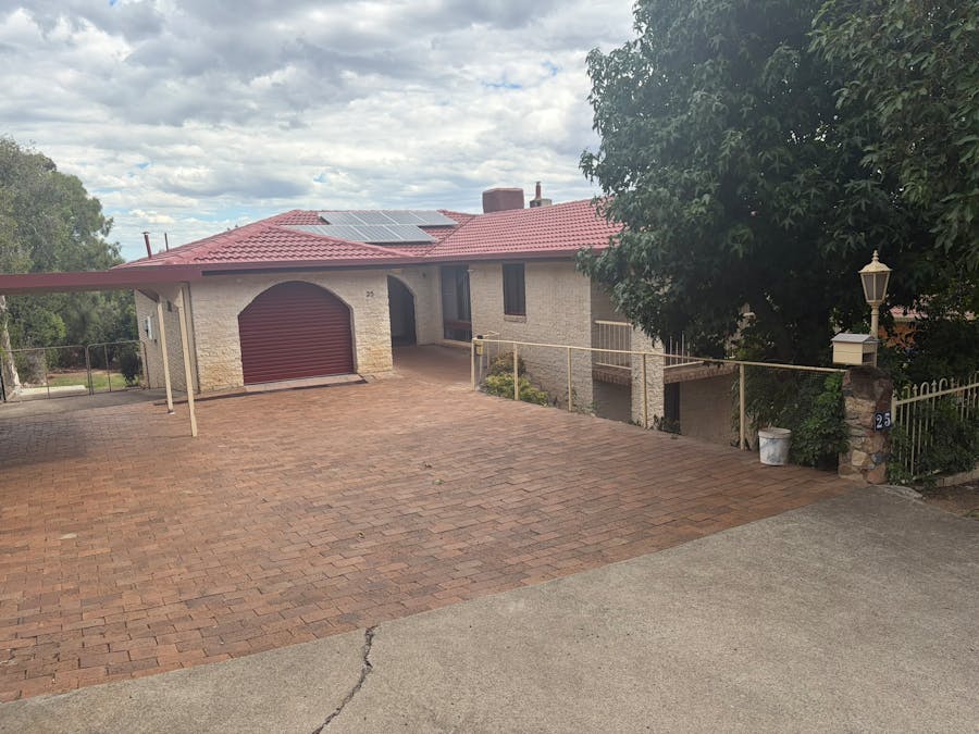 25 Monteray Street, Tamworth, NSW, 2340 - Image 1