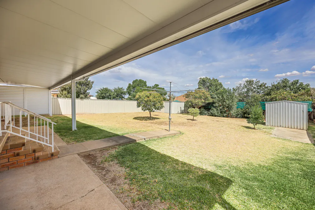73 Manilla Road, Tamworth, NSW, 2340 - Image 11