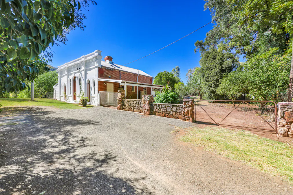 2A King George V Avenue, Tamworth, NSW, 2340 - Image 1