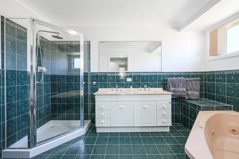 49 Meadow Banks Drive, Tamworth, NSW, 2340 - Image 8