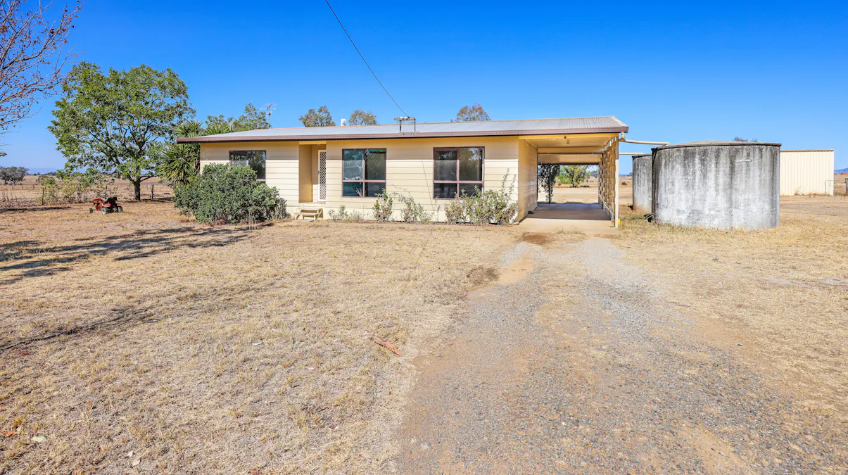 161 New Winton Road, Tamworth, NSW, 2340 - Image 2