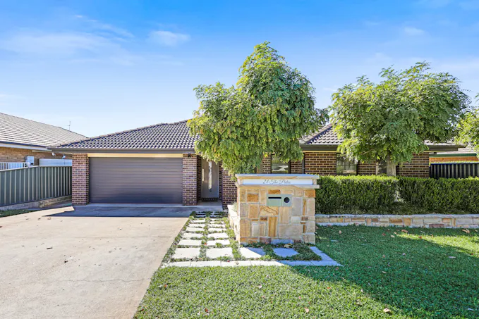 21 The Patio, Tamworth, NSW, 2340 - Image 1