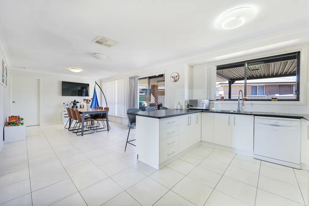 1 Coolamon Close, Tamworth, NSW, 2340 - Image 3