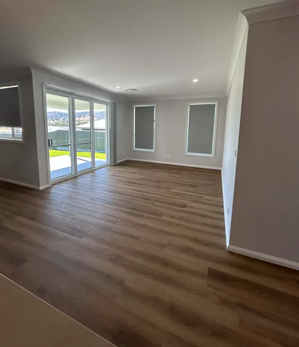 10 Crested Avenue, Tamworth, NSW, 2340 - Image 3