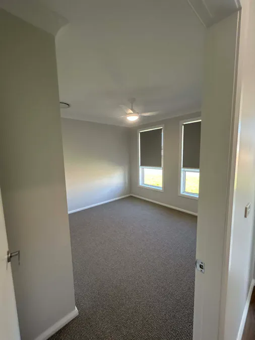 10 Crested Avenue, Tamworth, NSW, 2340 - Image 12