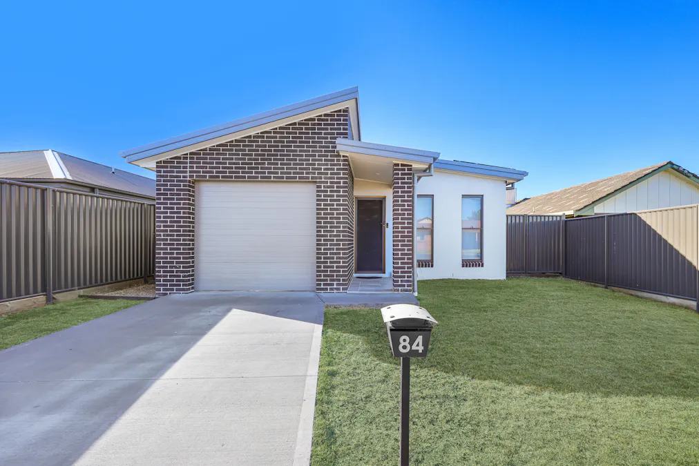 84A Mitchell Street, Tamworth, NSW, 2340 - Image 1
