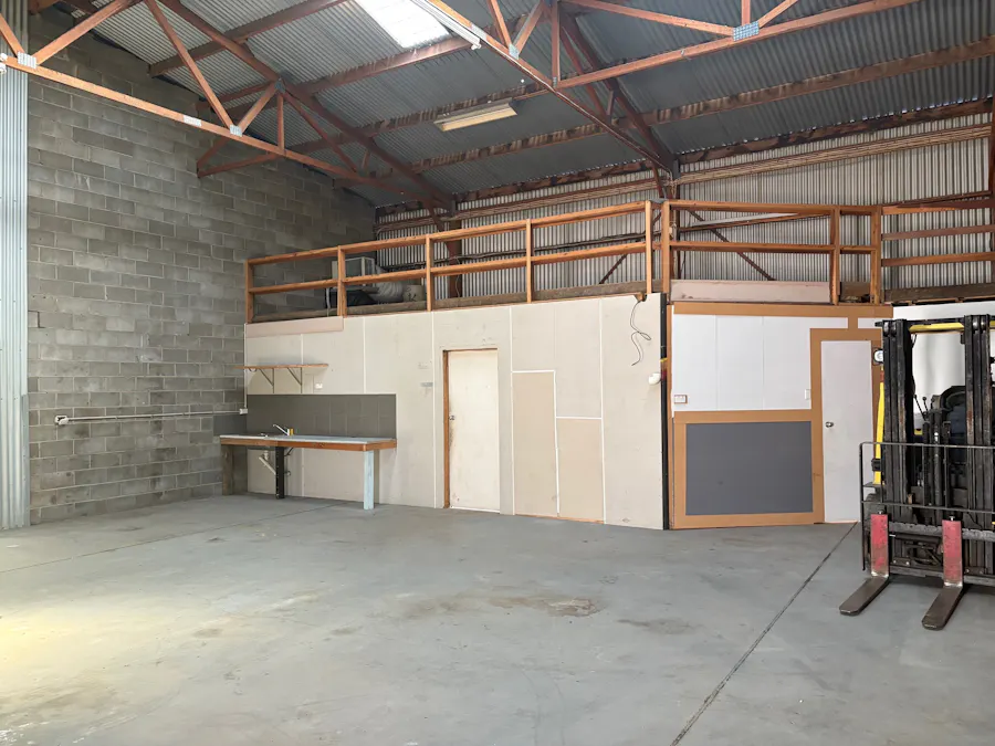 2/3-1 Avro Street, Tamworth, NSW, 2340 - Image 4